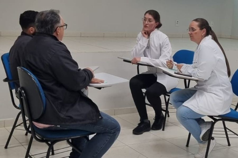 guarapuava-recebe-curso-sobre-farmacoterapia-da-contracepcao-hormonal-com-foco-em-pratica-clinica-e-cuidado-individualizado