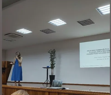 aula-magna-inspira-academicos-e-amplia-o-olhar-sobre-a-profissao-farmaceutica-no-biopark